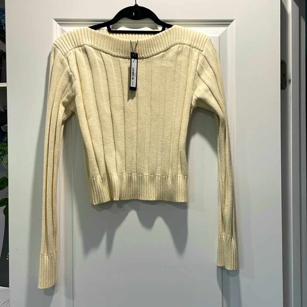 NWT Steve Madden cream cropped sweater